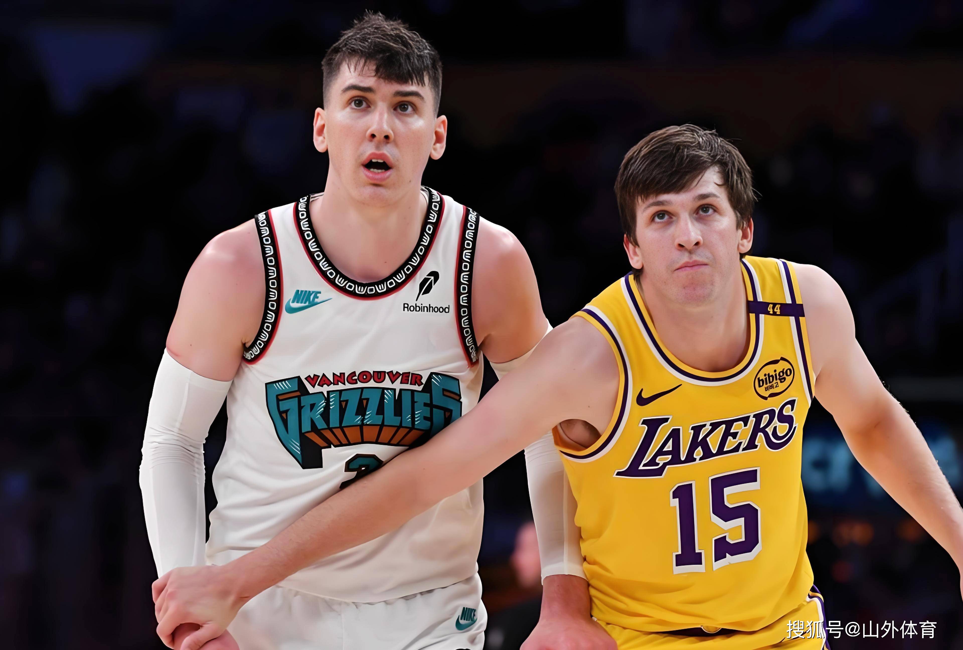 爱游戏体育关于尼斯训练开放日，集结日单刀错失引欢呼，全明星赛在即，年轻球员得到机会的信息