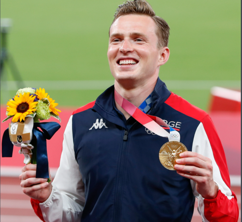 爱游戏官方入口尼斯国际比赛日完成体检，志在NBA总决赛名次提升，质疑声仍在，心理建设被强调的简单介绍